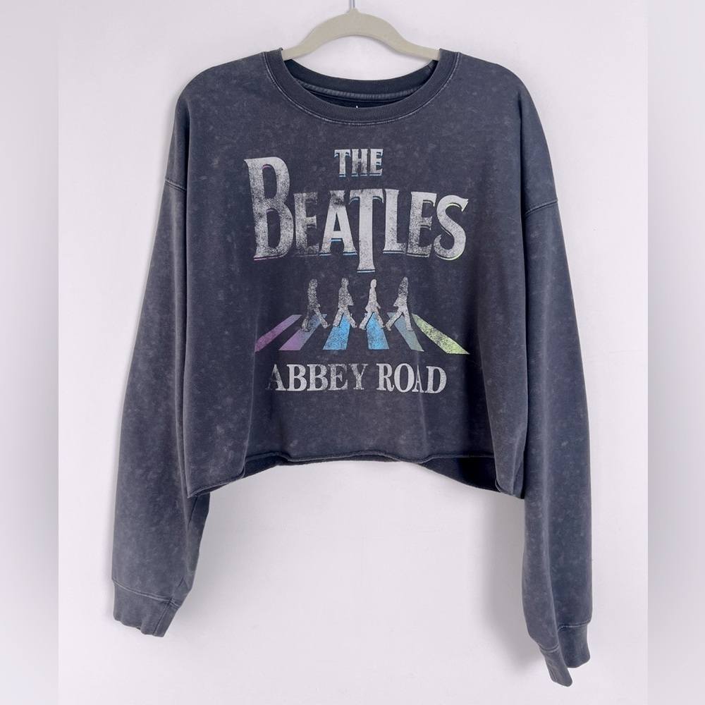 Apple Corps. LTD The‎ Beatles Abbey Road Women's Cropped Gray Sweatshirt Size L